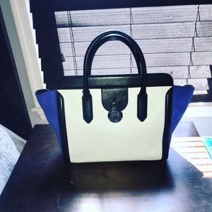 Vince Camuto purse